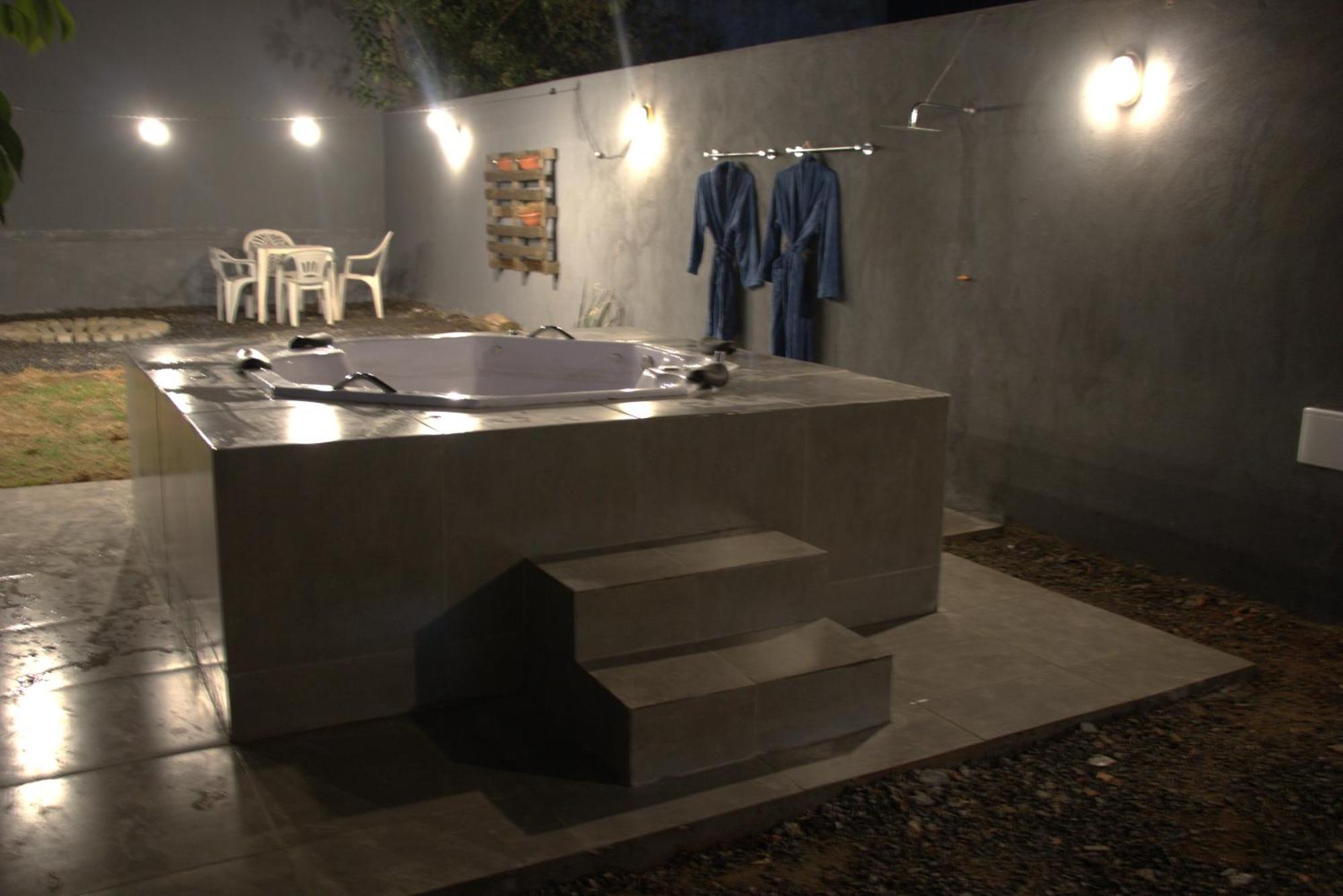 Casa Com Spa De Hidro Com Aquecedor A 700 Mts Do Centro Chapada dos Guimarães Exteriör bild